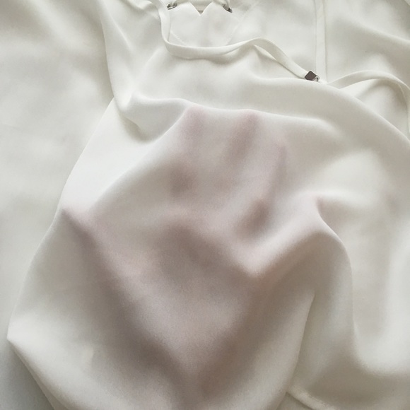 Sheer off the shoulder shirt - Picture 5 of 6